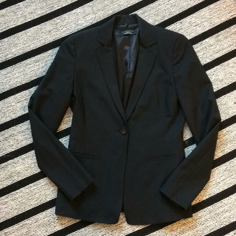 Elie Tahari Blazer
